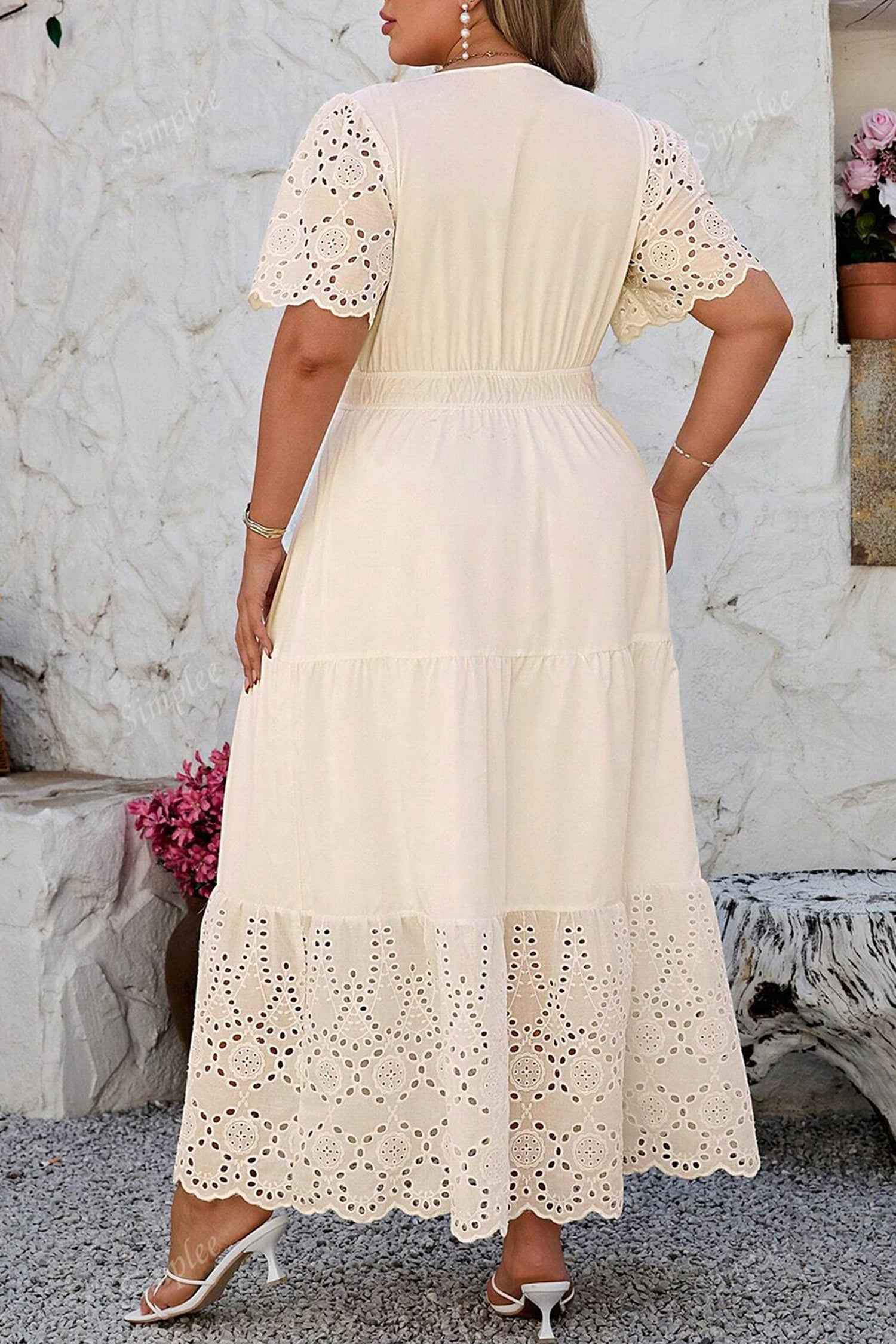 Apricot Plus Size V Neck Lacy Embroidery Patchwork Short Sleeve Maxi Dress