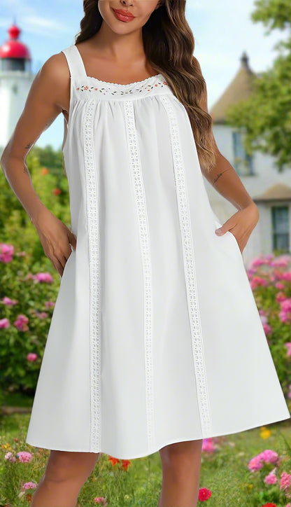 August Reigns Nightgown - Mod Yours