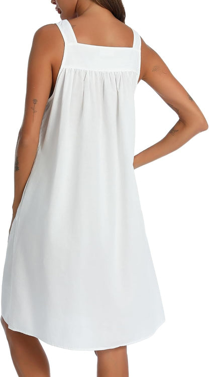 August Reigns Nightgown - Mod Yours
