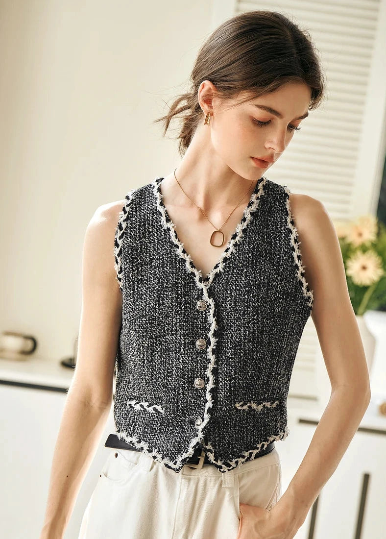 Classic Black Vest - Mod Yours