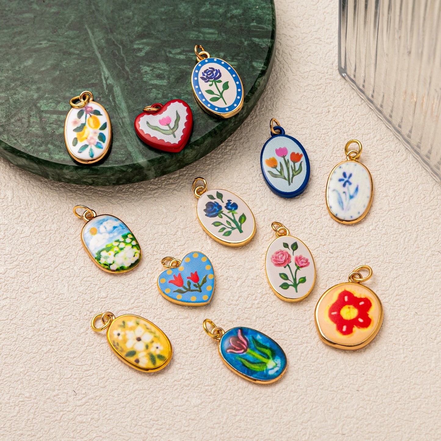 Folk Art Charm - Folk Art Heart - Mod Yours