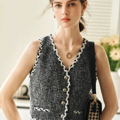 Classic Black Vest - Mod Yours