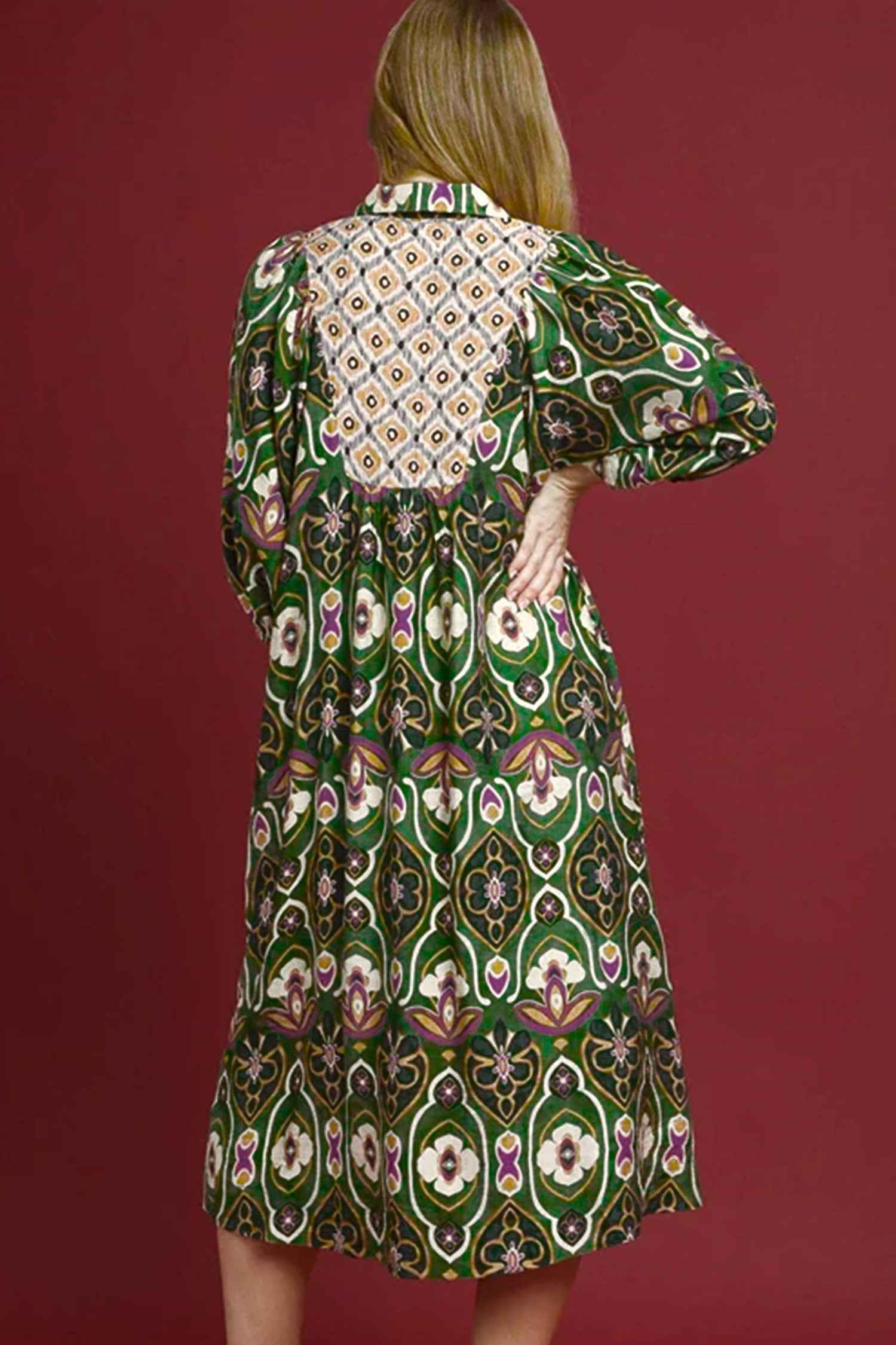 Green Plus Size Mixed Floral Patchwork V Neck Bracelet Sleeve Maxi Dress